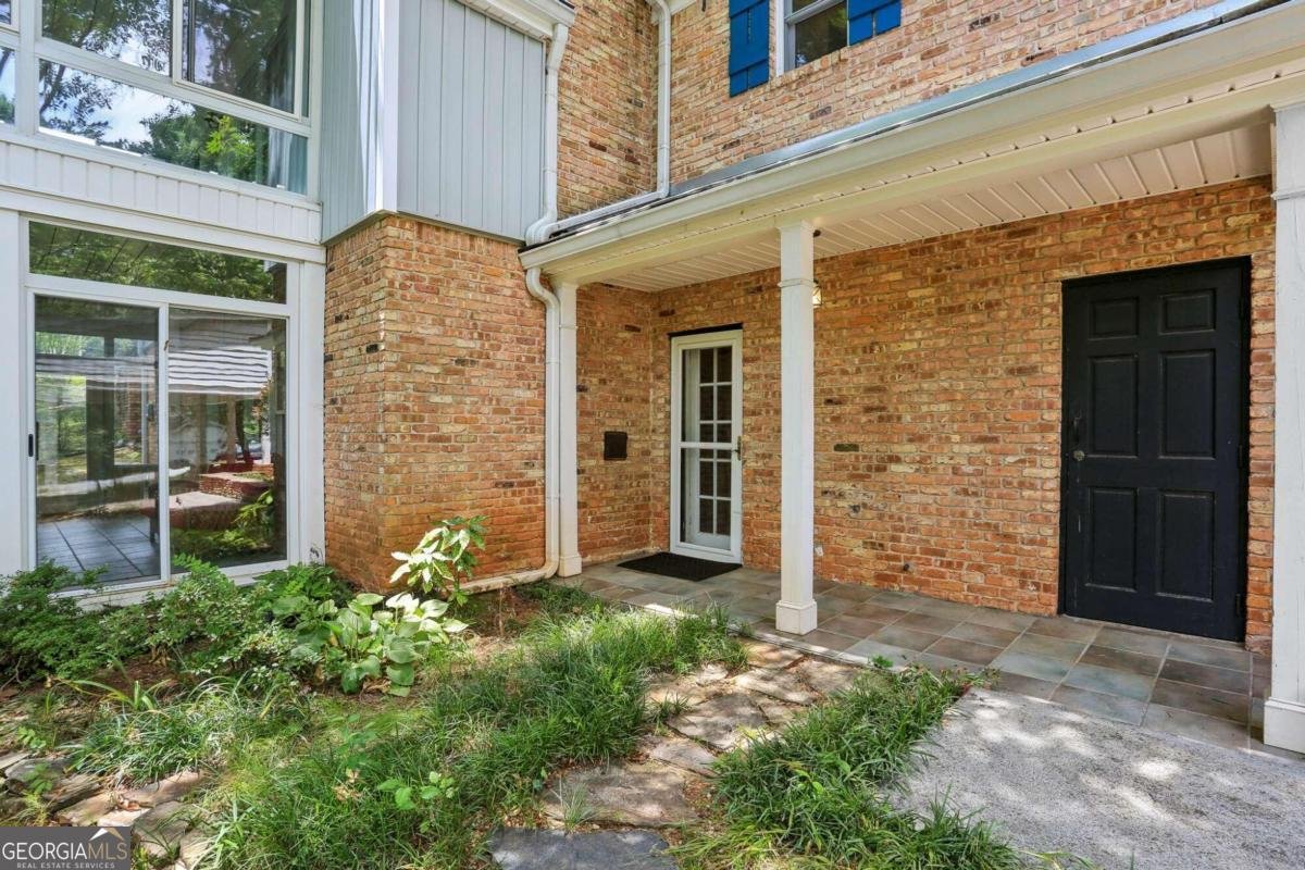 5622 Williamsburg Drive Norcross - 42