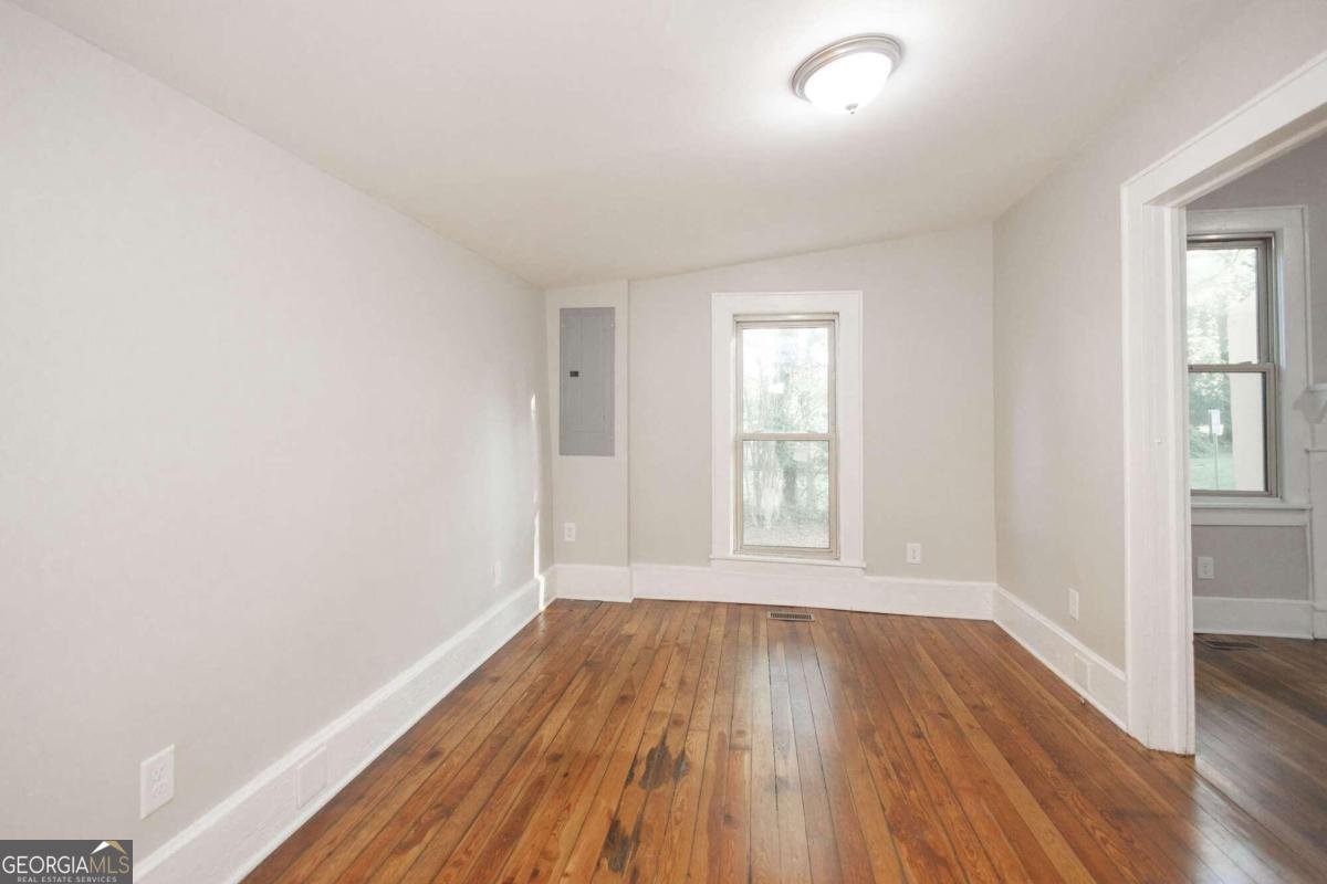 321 10th Street Griffin - 15