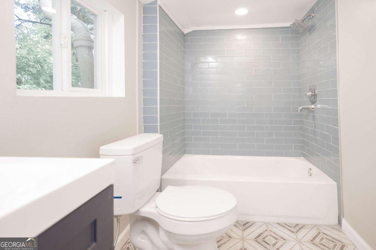 321 10th Street Griffin - 17