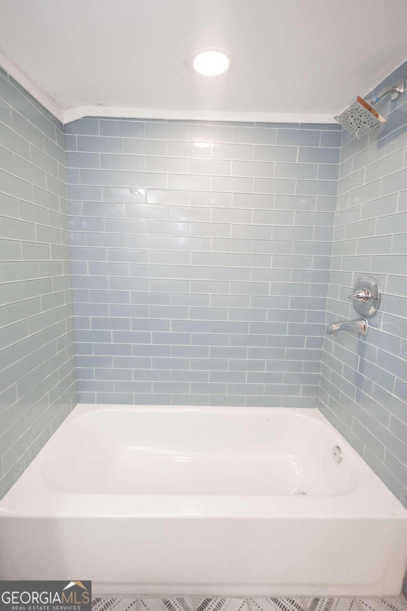 321 10th Street Griffin - 20