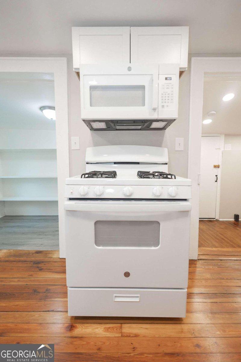 321 10th Street Griffin - 33