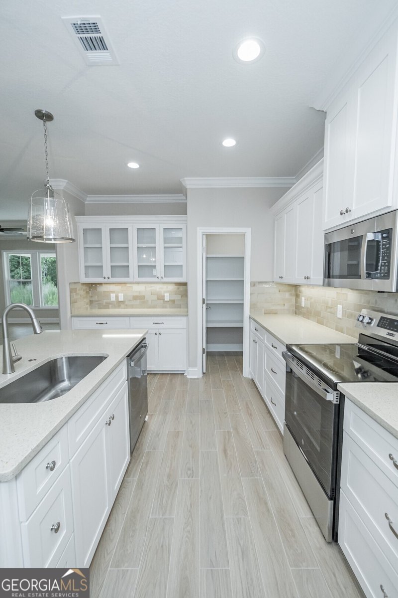 243 Ryan Nicholas Drive Kingsland - 11