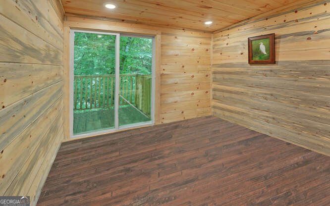 605 White Street Hiawassee - 23