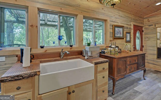 605 White Street Hiawassee - 9