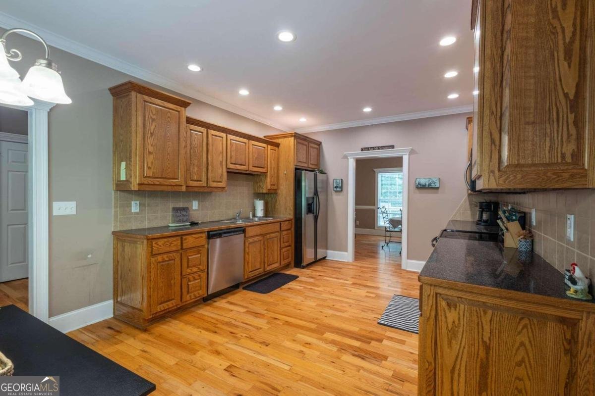 637 HOLLOWAY Hollow Monticello - 17