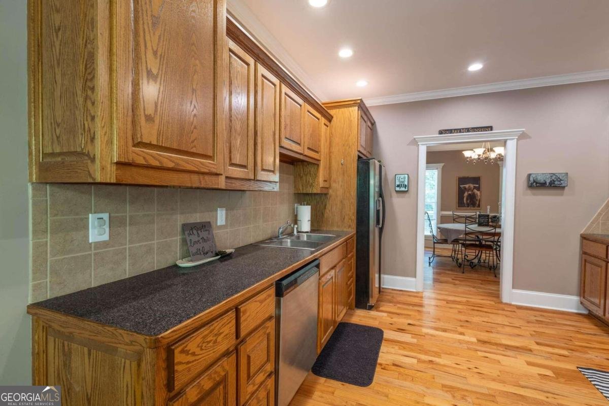 637 HOLLOWAY Hollow Monticello - 18