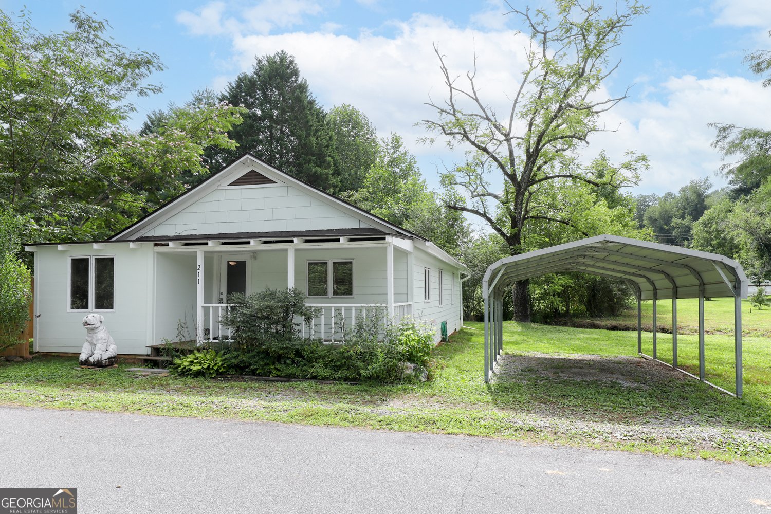 211 Blair Street Tiger - 1