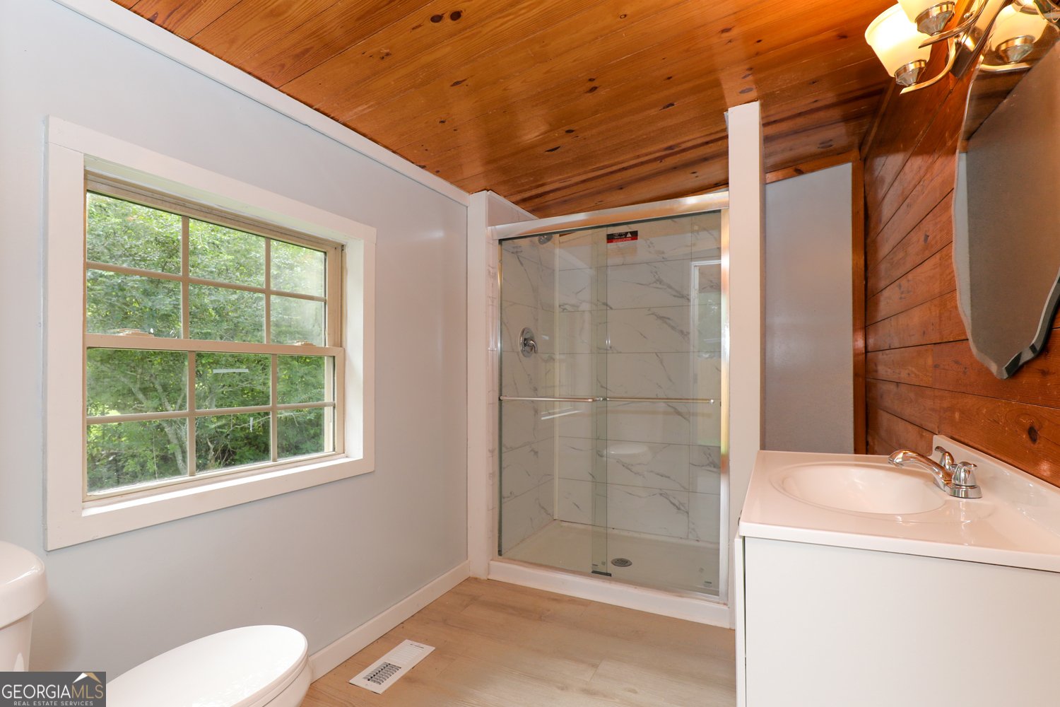 211 Blair Street Tiger - 10