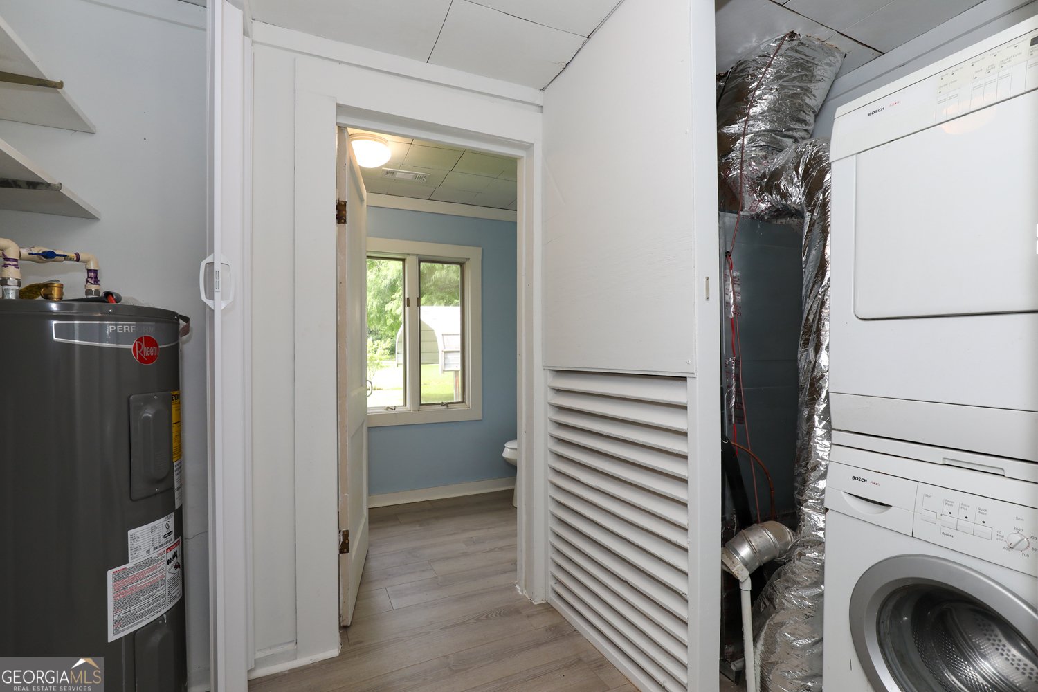 211 Blair Street Tiger - 16