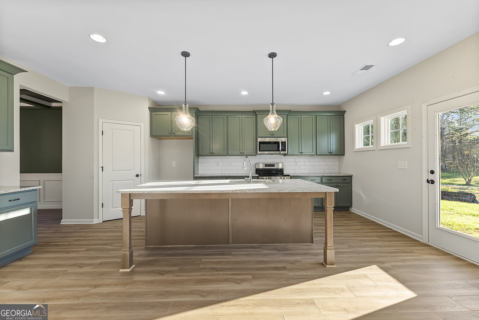 575 Mountain View Road Hamilton - 33