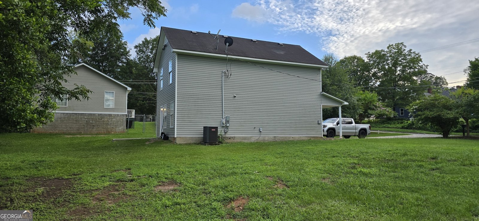 310 5th Street Griffin - 3
