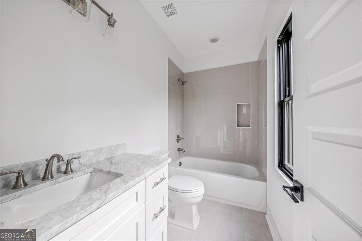 615 Forest Pointe Drive Forsyth - 20