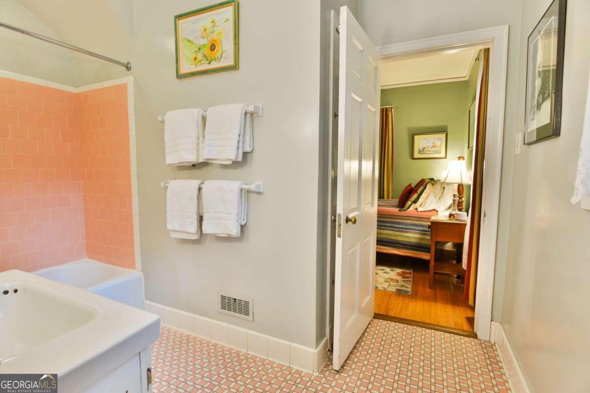 591 Milledge Terrace Athens - 30