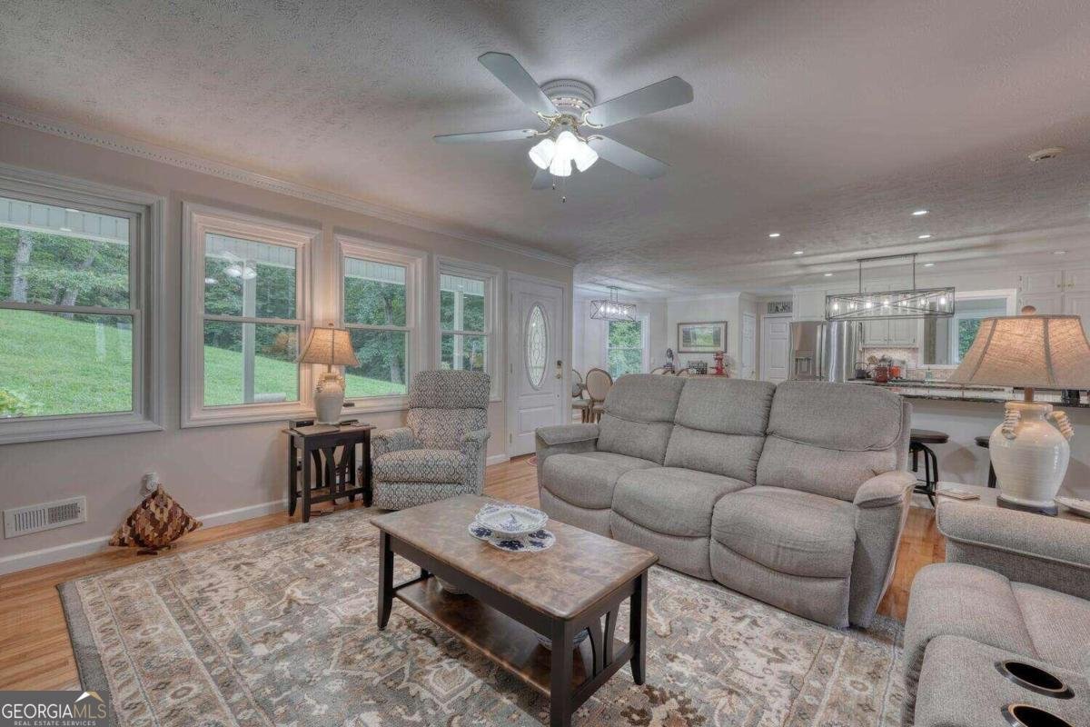 946 Barefoot Road Hiawassee - 10
