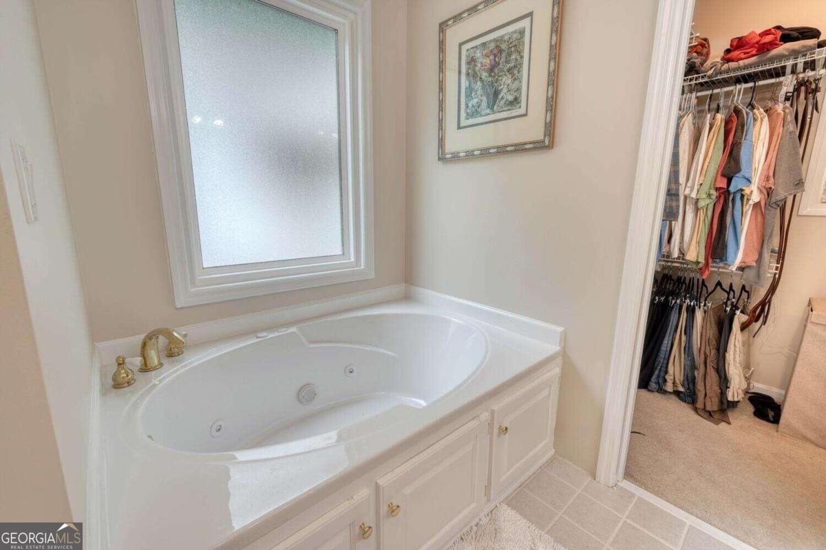 946 Barefoot Road Hiawassee - 23