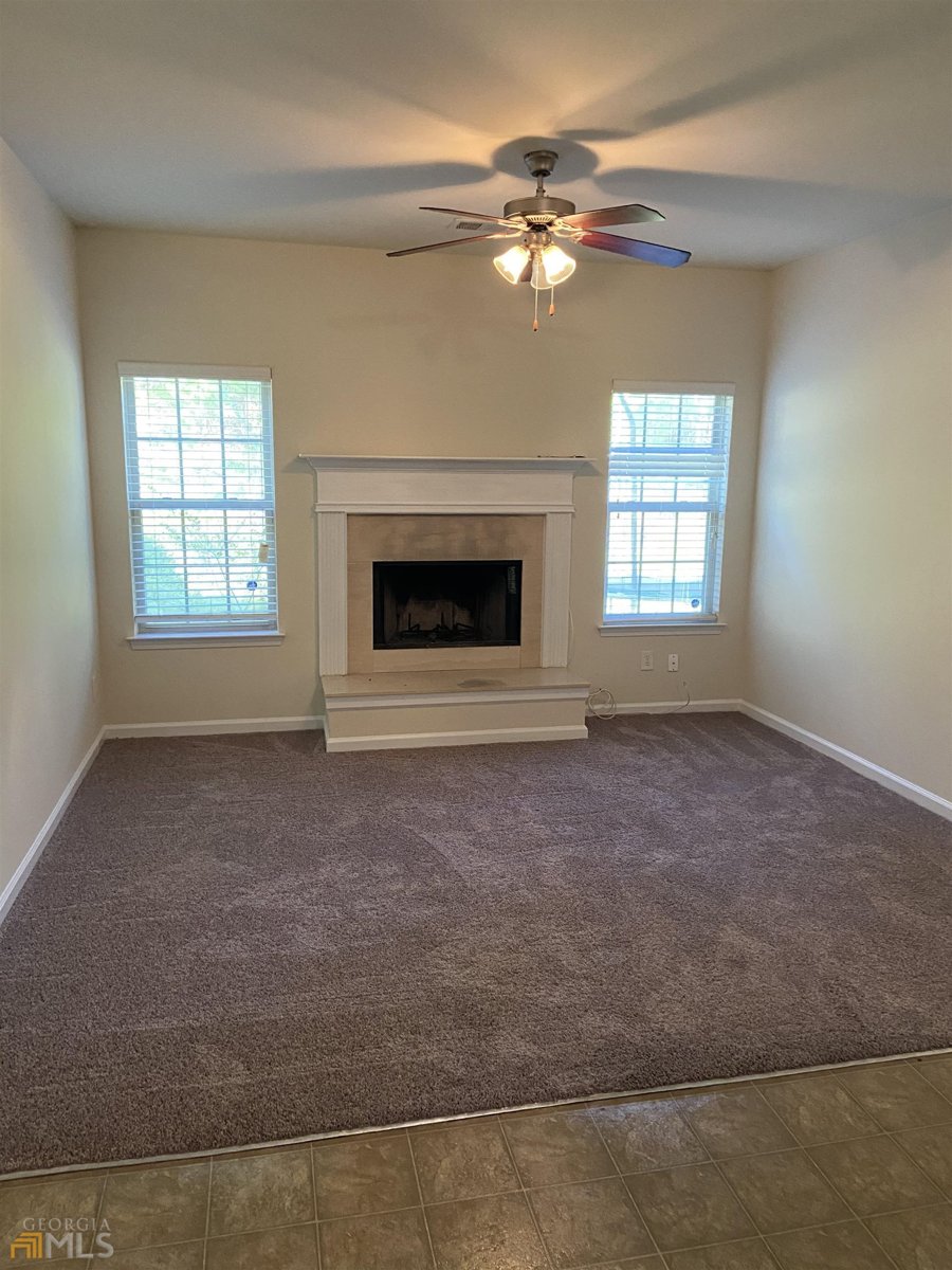 7495 St David Street Fairburn - 10