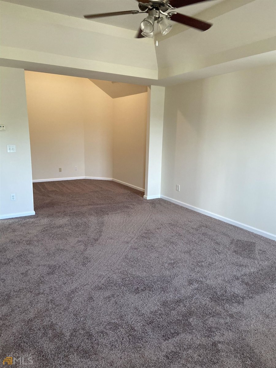 7495 St David Street Fairburn - 12