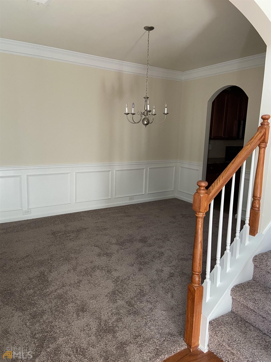 7495 St David Street Fairburn - 3