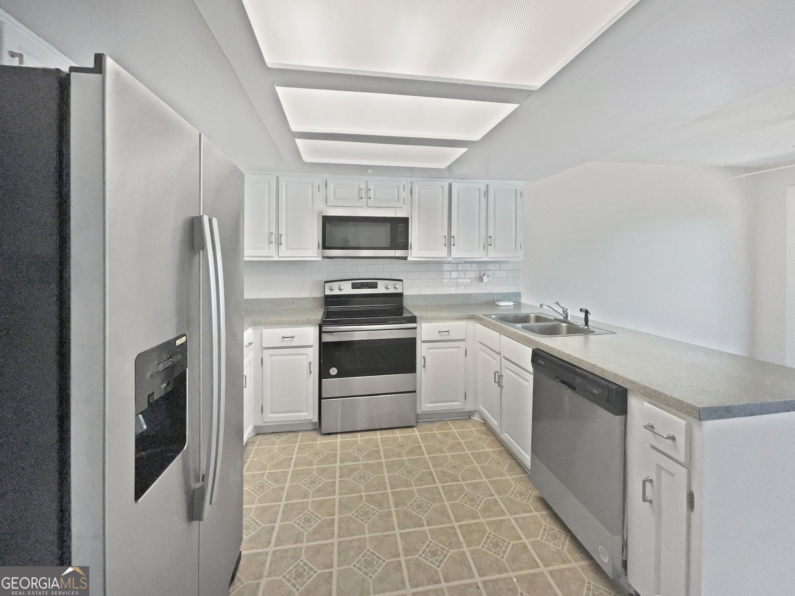1084 Village Road Stone Mountain - 8