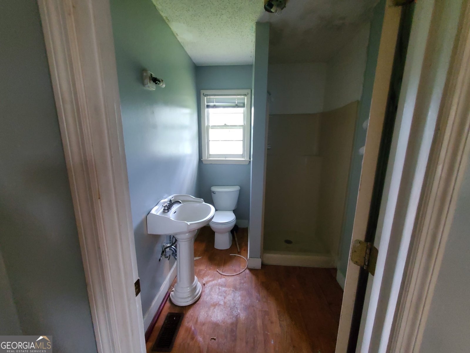 1217 Whispering Pines Road Albany - 2