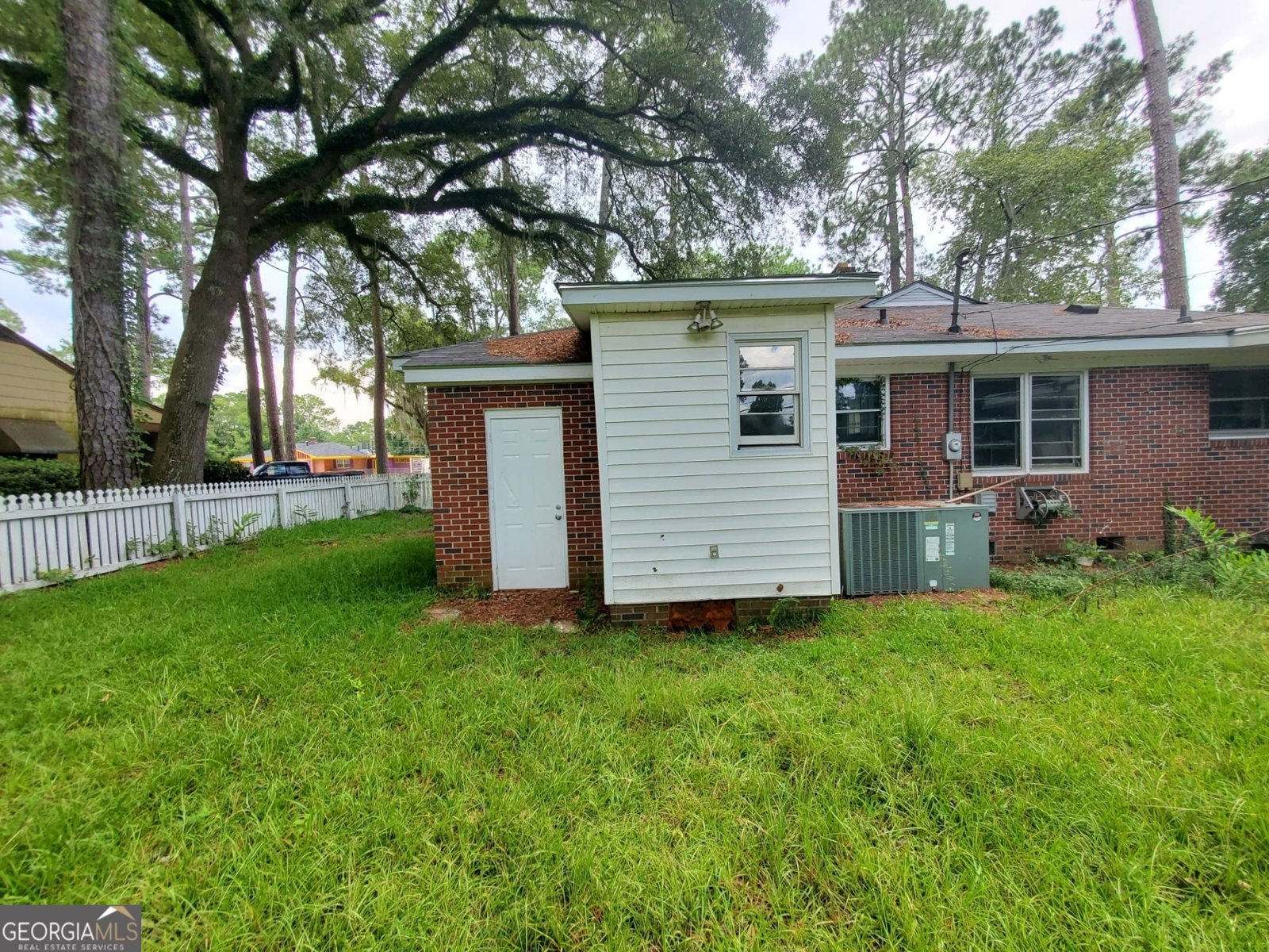 1217 Whispering Pines Road Albany - 3