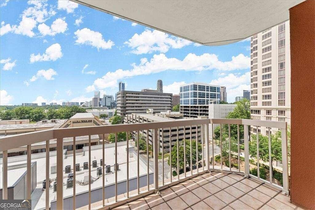 3435 Kingsboro Road Atlanta - 20