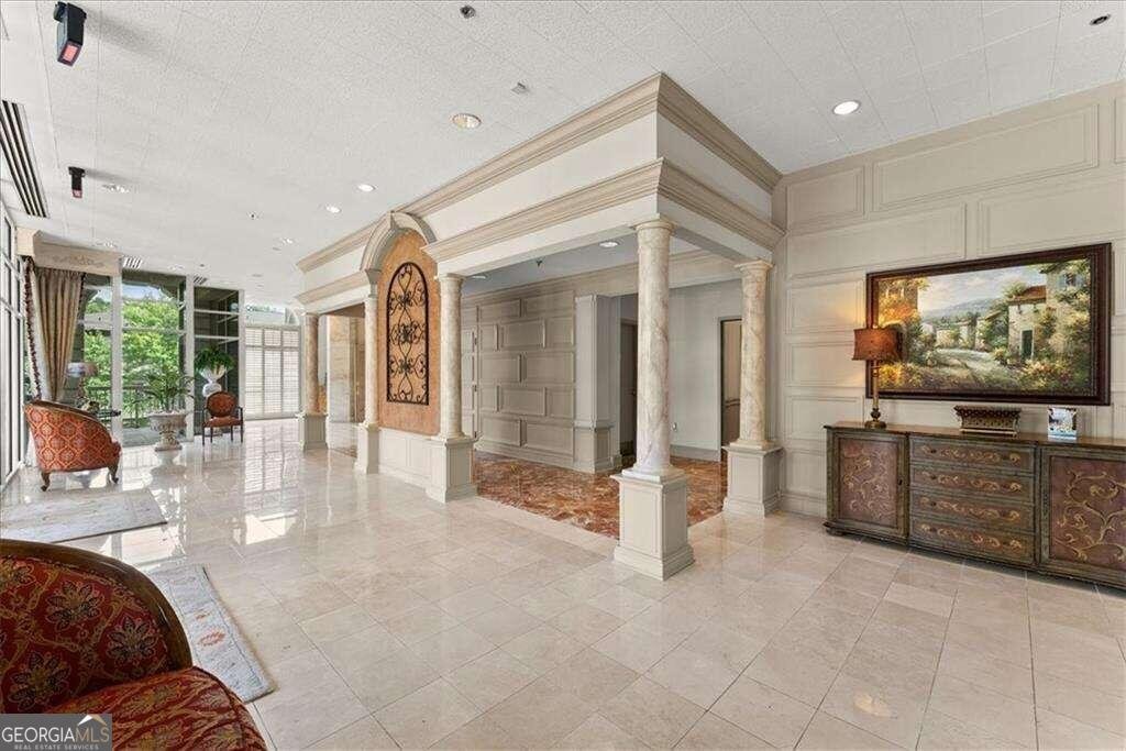 3435 Kingsboro Road Atlanta - 32
