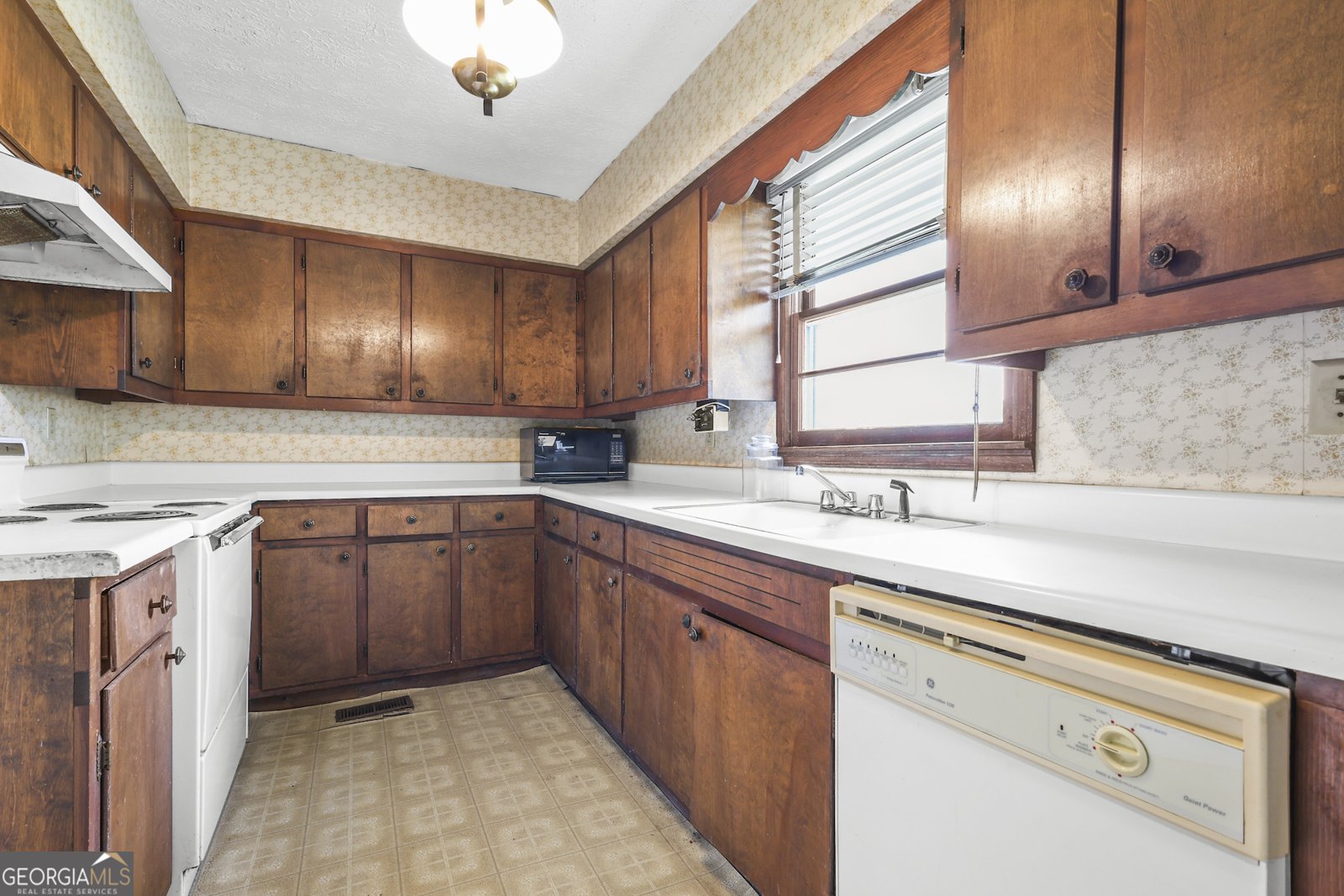 211 Main Street Franklin - 35