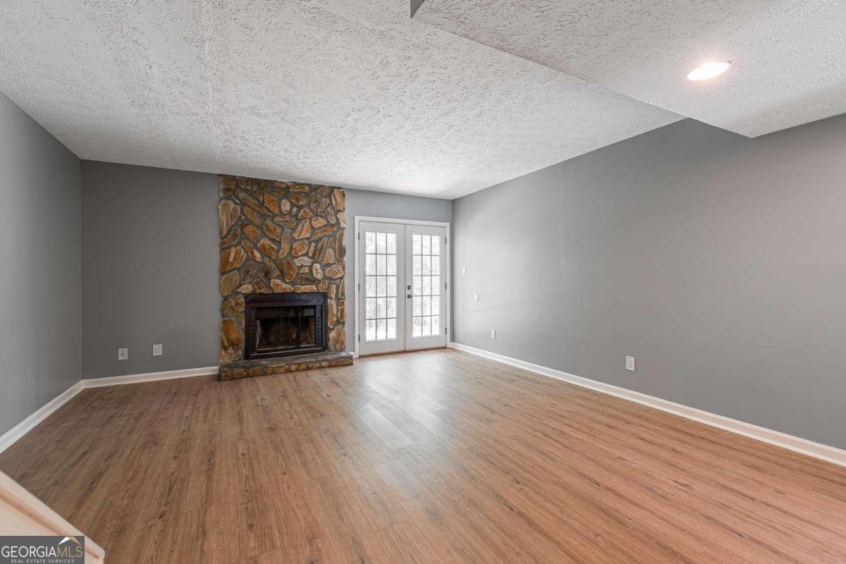 2498 Hidden Cove Court Gainesville - 12