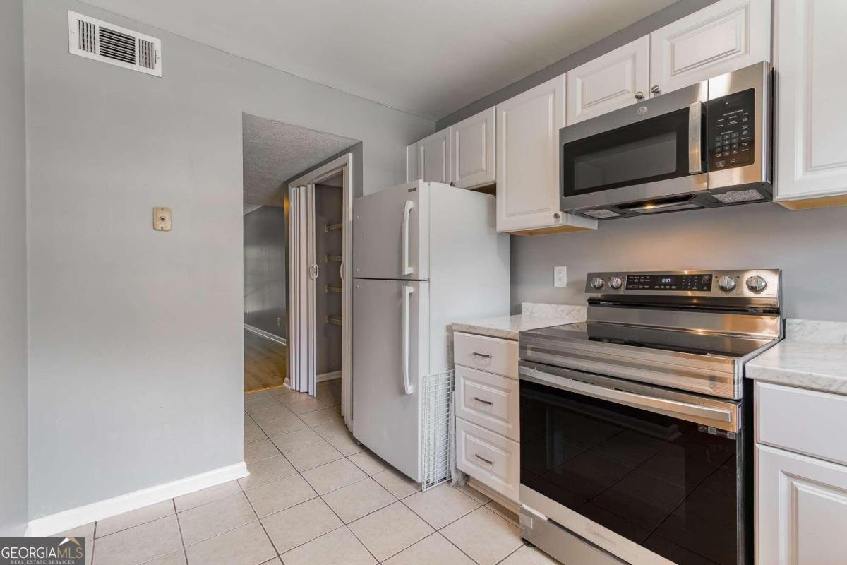 2498 Hidden Cove Court Gainesville - 15