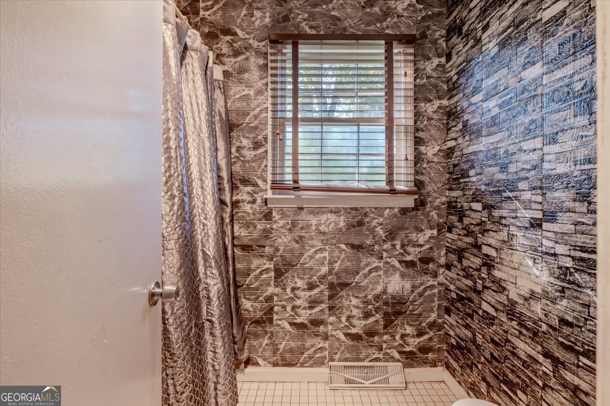 133 Cave Spring Street Cedartown - 28