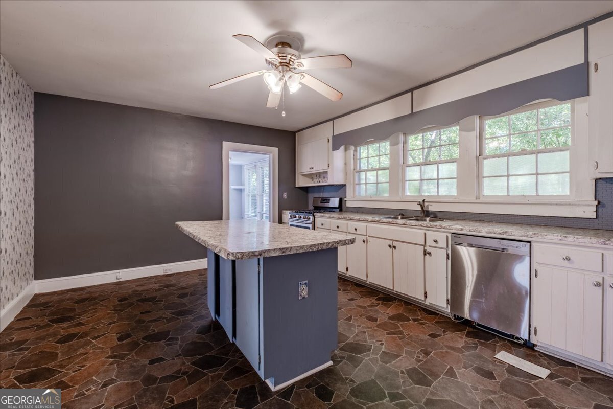 133 Cave Spring Street Cedartown - 35
