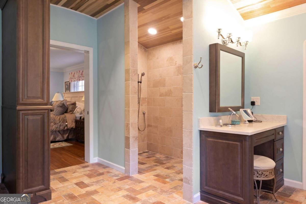 240 Deerfield Road Bogart - 33