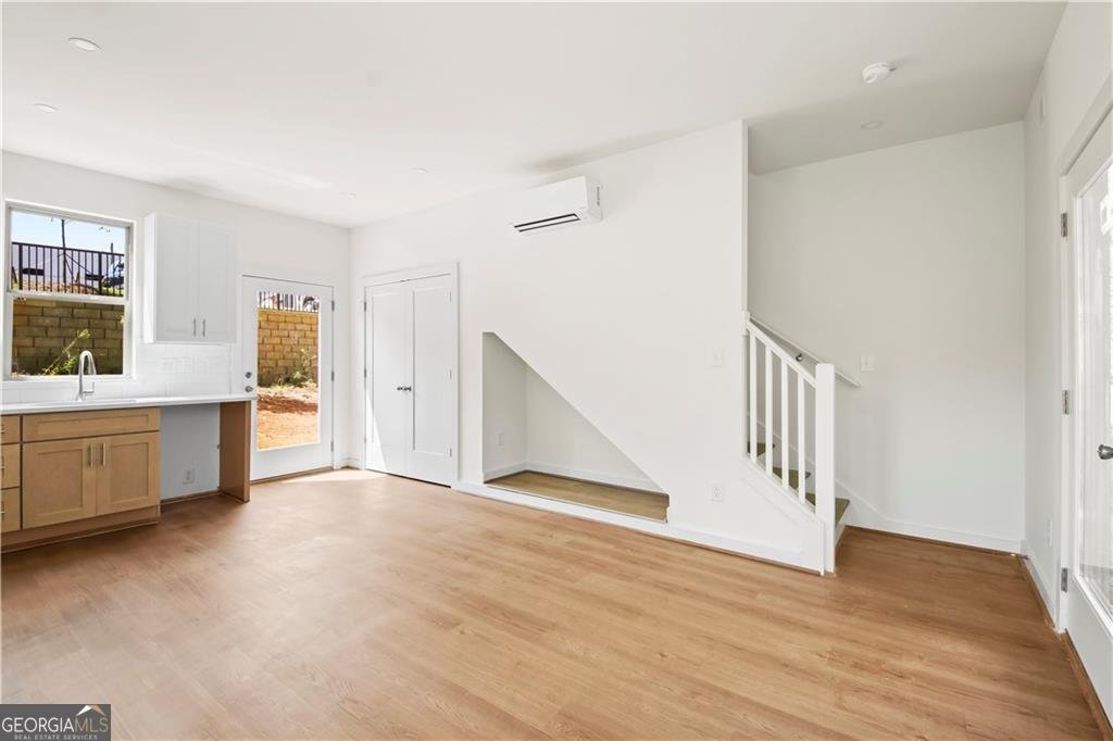 1070 DILL Avenue Atlanta - 7