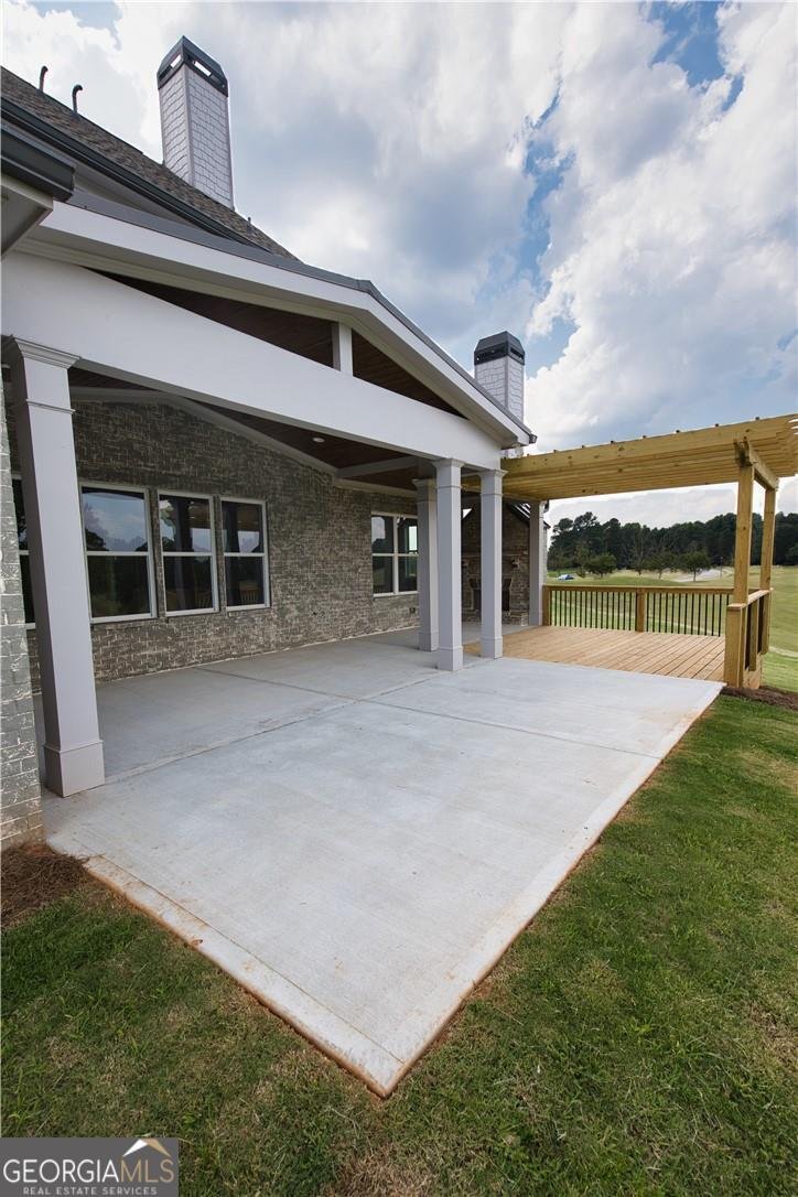 557 Club Drive Commerce - 43