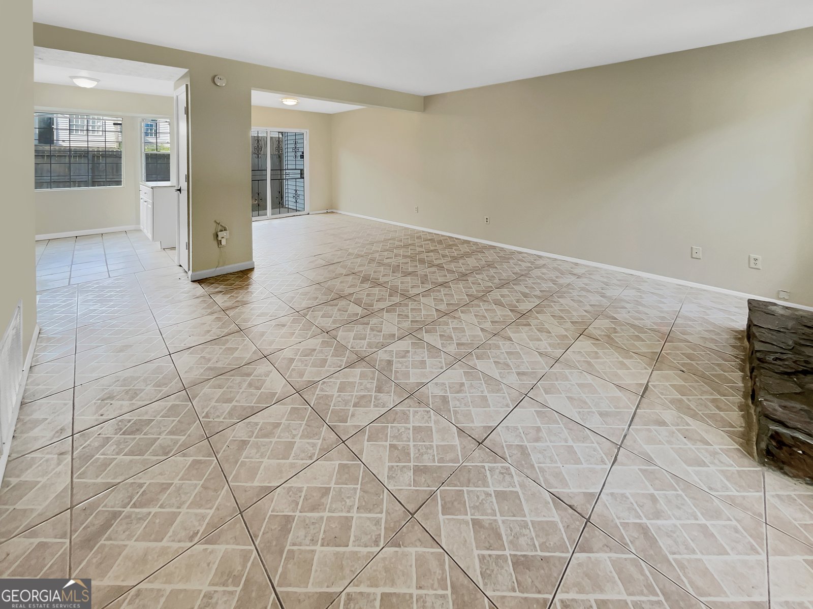 707 Pine Tree Trail Atlanta - 8