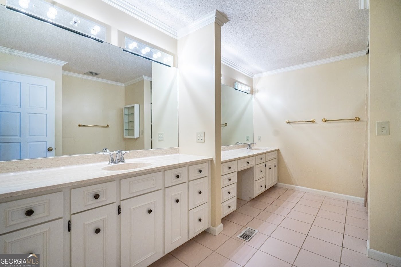 724 Camellia Drive LaGrange - 12