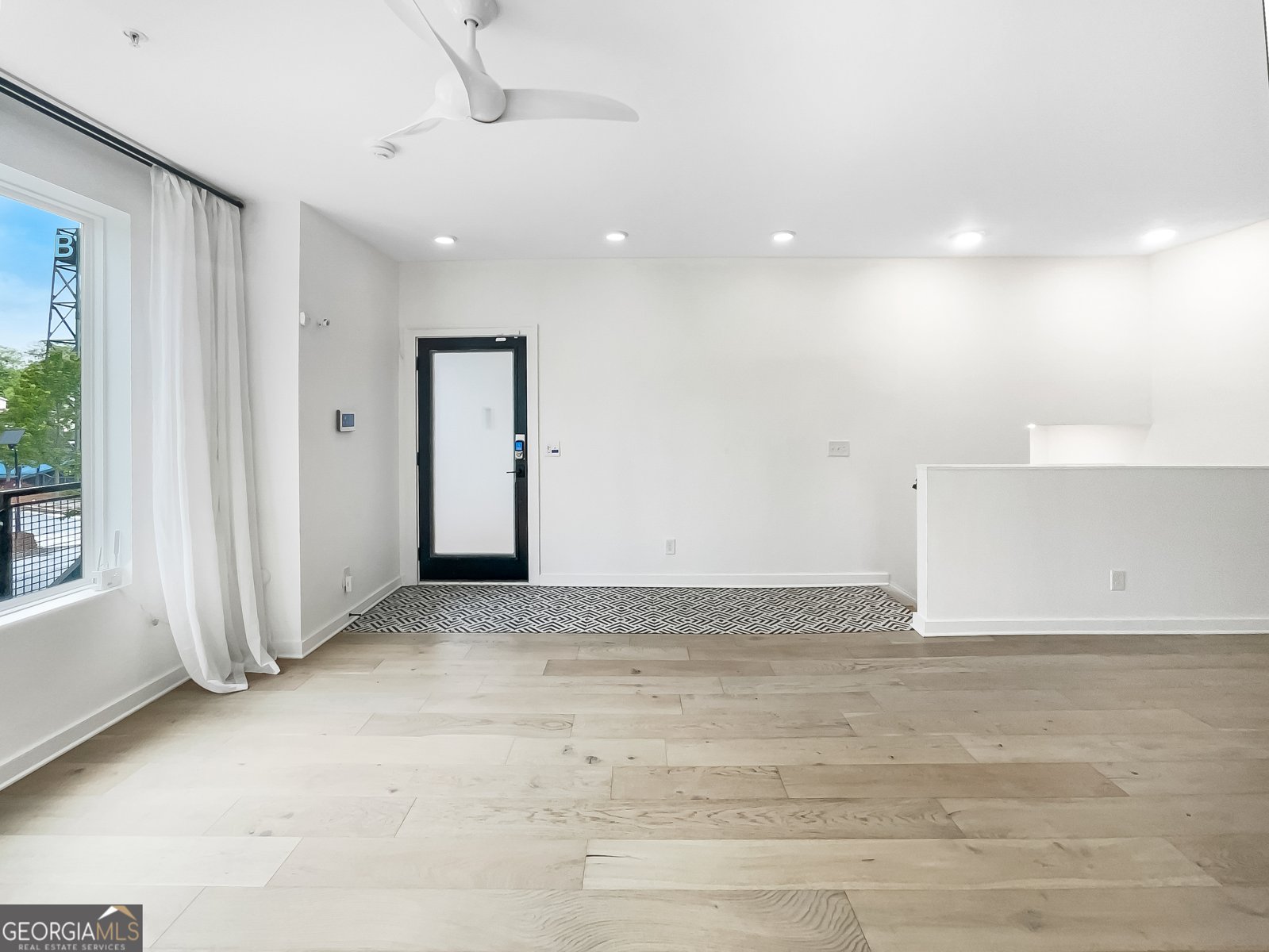 371 Pratt Drive Atlanta - 19