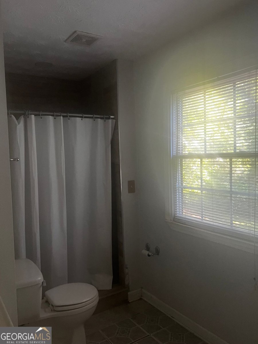 4356 Housworth Drive Stonecrest - 10