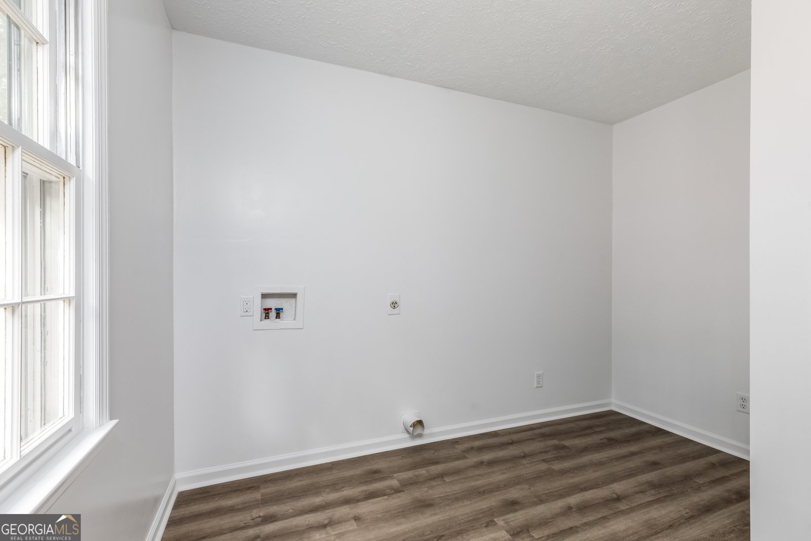 92 Taylor Len Drive Lagrange - 24