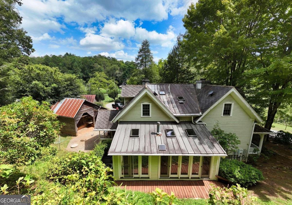 2350 Dial Road Blue Ridge - 37
