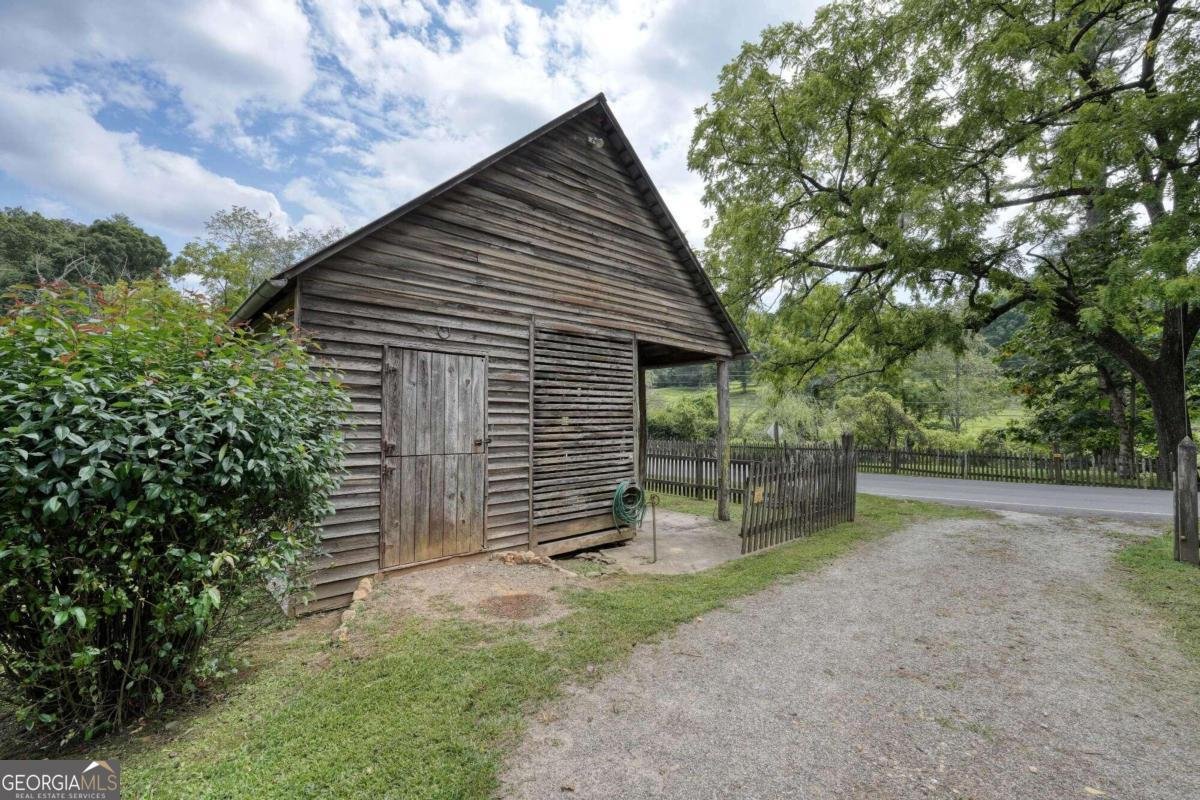 2350 Dial Road Blue Ridge - 50
