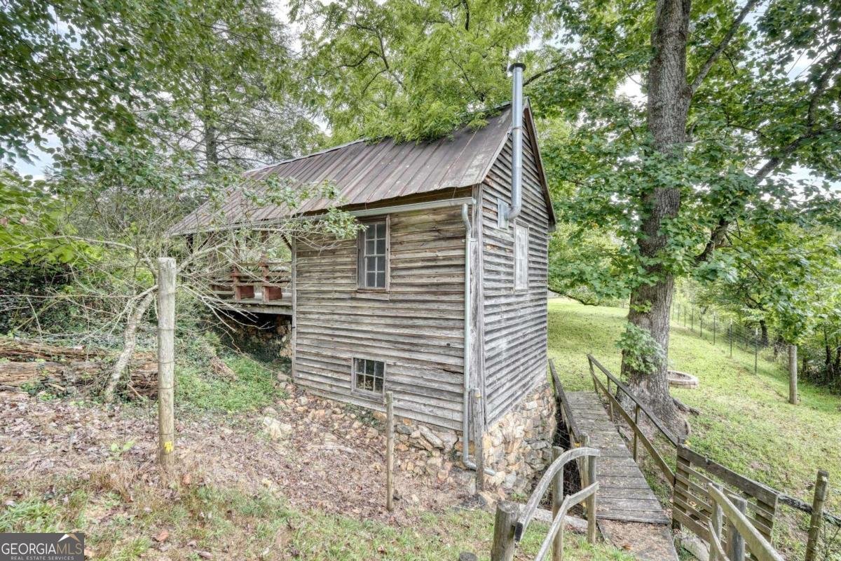 2350 Dial Road Blue Ridge - 58