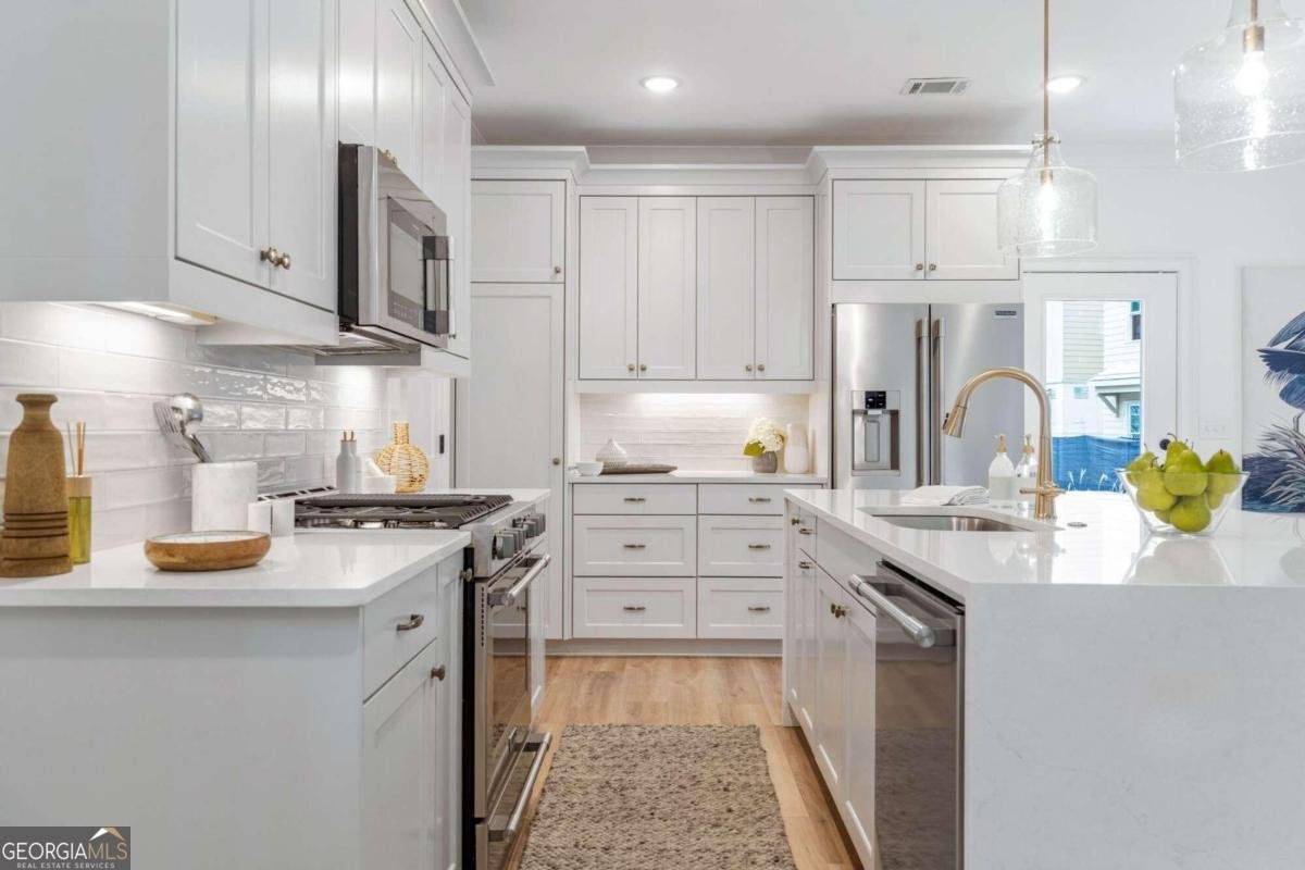 3315 Stillwood Lane Atlanta - 3