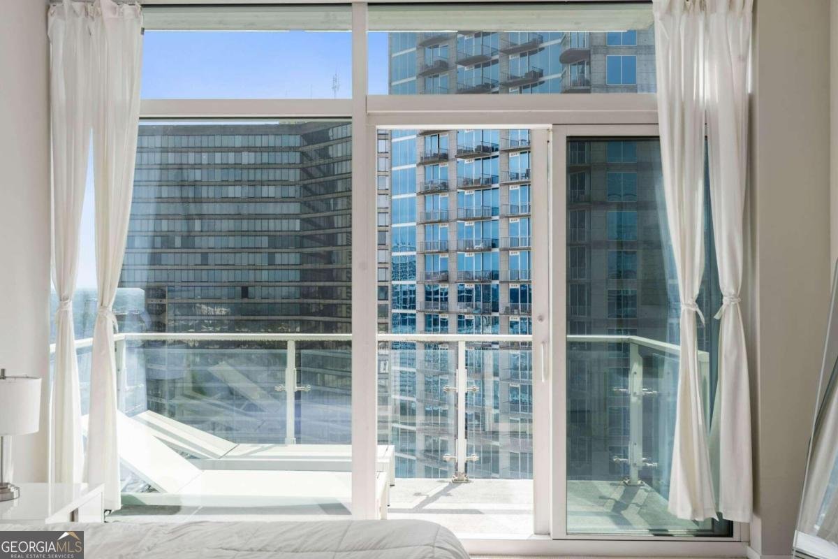 45 IVAN ALLEN JR. Boulevard Atlanta - 10