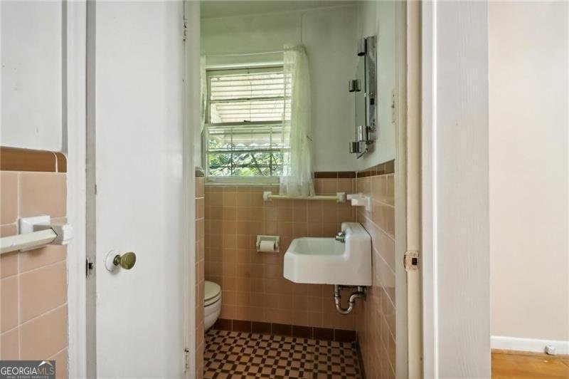 1272 Breezy Lane Atlanta - 25