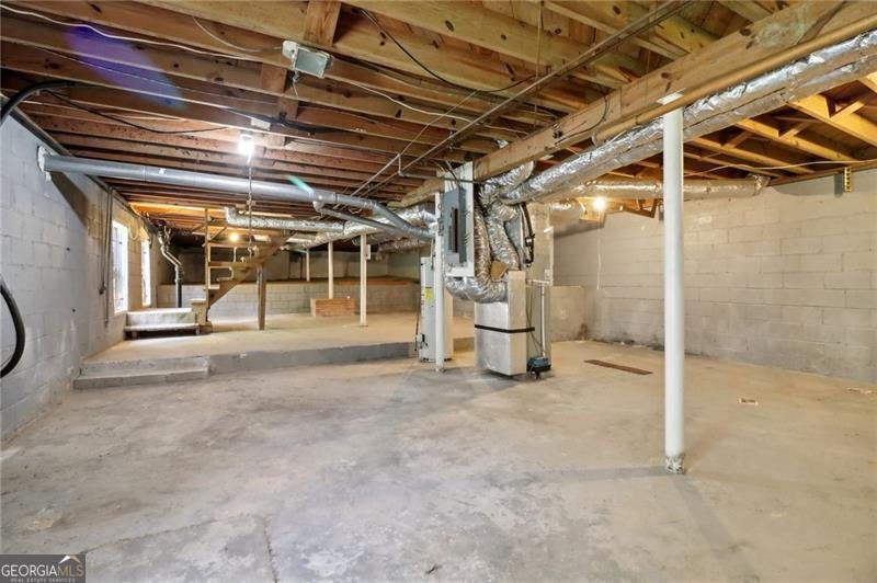1272 Breezy Lane Atlanta - 33