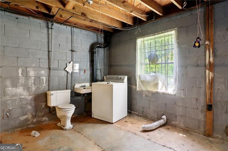1272 Breezy Lane Atlanta - 36