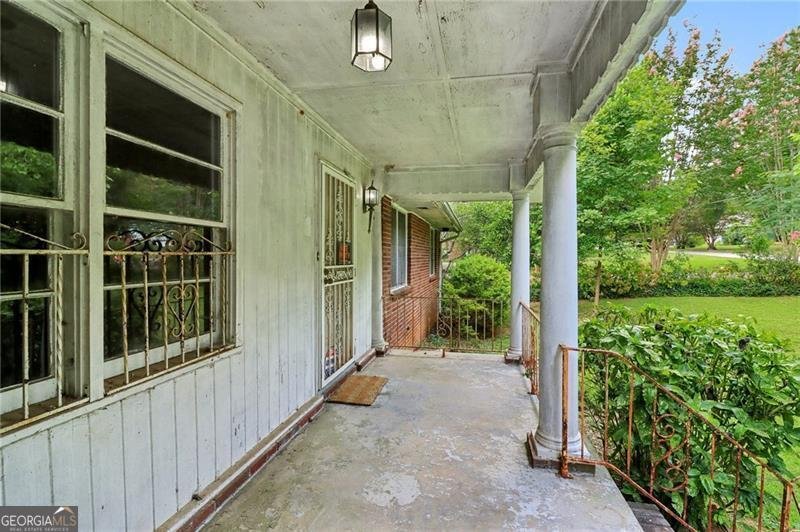 1272 Breezy Lane Atlanta - 39