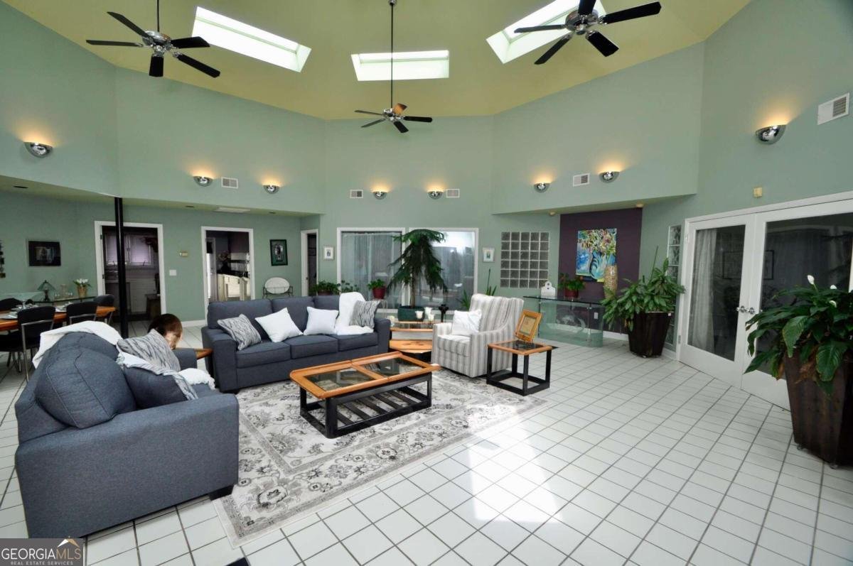 1250 Pete Dickens Road Bogart - 13